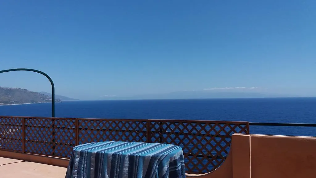 Villa Mariedda Taormina Semesterbostad